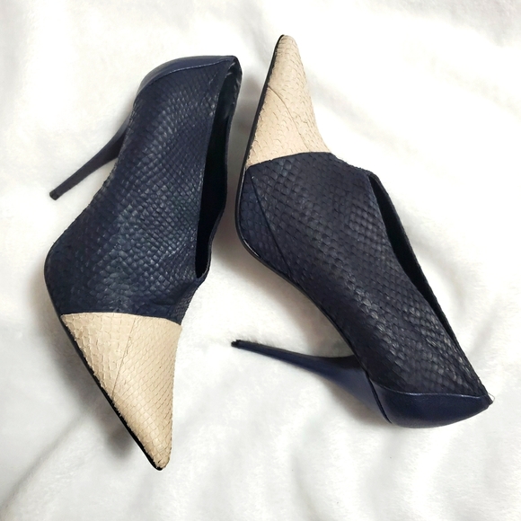 Booties - Picture 4 of 4